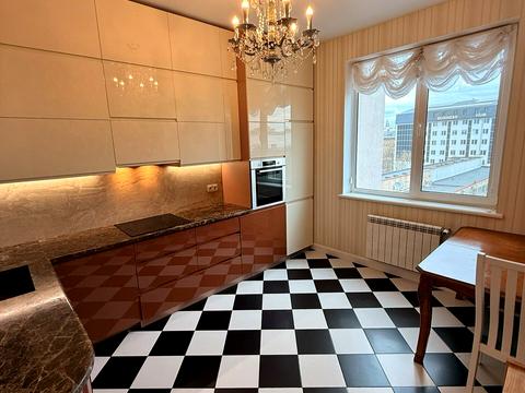 квартира по адресу Кирилло-Мефодиевская ул., 2