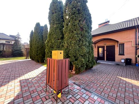 будинок за адресою Сунична вул., 144