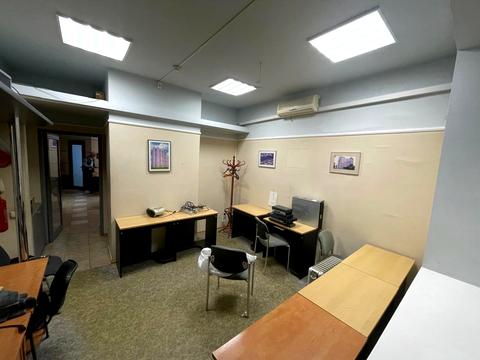 комерційна за адресою Володимира Івасюка просп. (Героїв Сталінграду), 6-Б