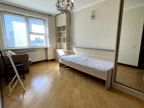 квартира за адресою Тарасівська вул., 20