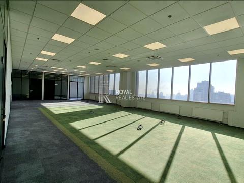 комерційна за адресою Князів Острозьких вул. (Московська), 32/2