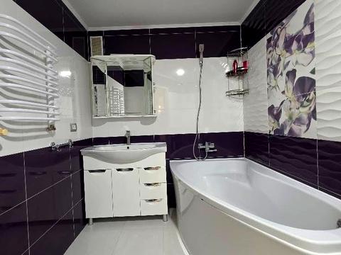 квартира за адресою Андрія Сахарова вул., 5
