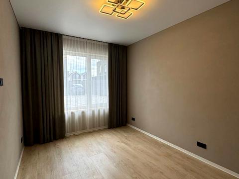 будинок за адресою Бульвар Дружби