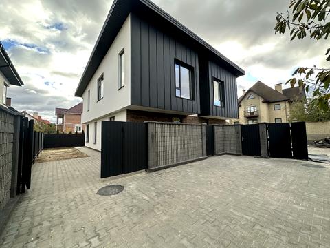 будинок за адресою Янтарна вул.