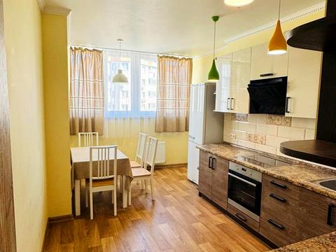 квартира за адресою Райдужний масив вул., 22/1