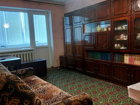 квартира за адресою космонавтів, 51