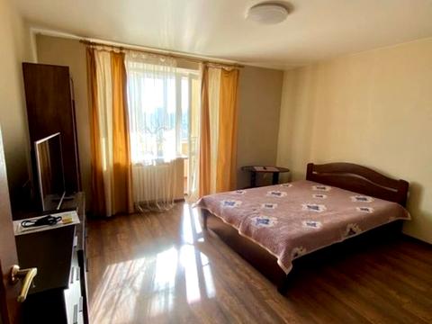 квартира за адресою Академіка Корольова вул., 48