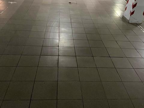 паркомісце за адресою Володимира Вернадського вул. (Дзержинського), 35