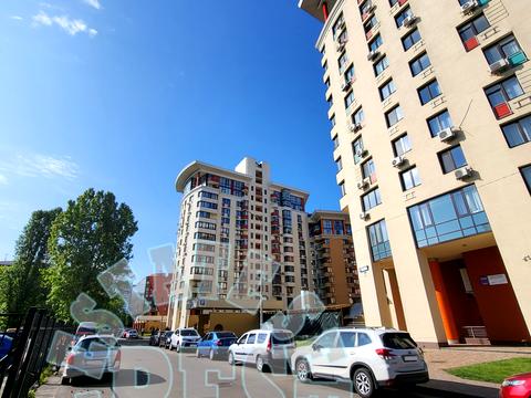 паркомісце за адресою Юлії Здановської вул. (Ломоносова), 71-Б