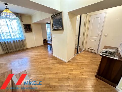 квартира по адресу Тополёвая ул., 4