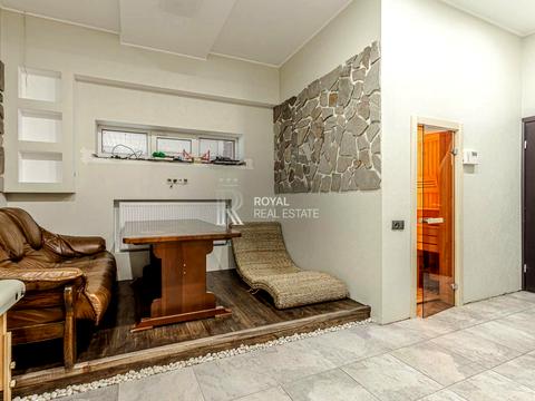 будинок за адресою орхідейна, 1