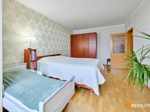 квартира за адресою Лариси Руденко вул., 10-В