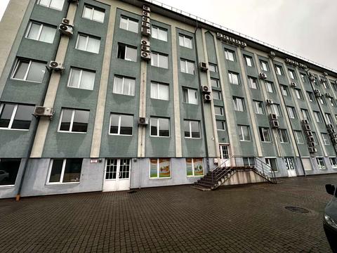 комерційна за адресою Богдана Хмельницького  вул., 200