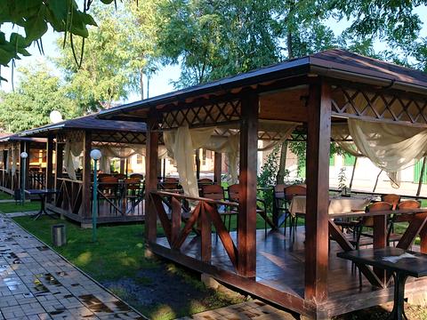 комерційна за адресою Погребський шлях вул., 51