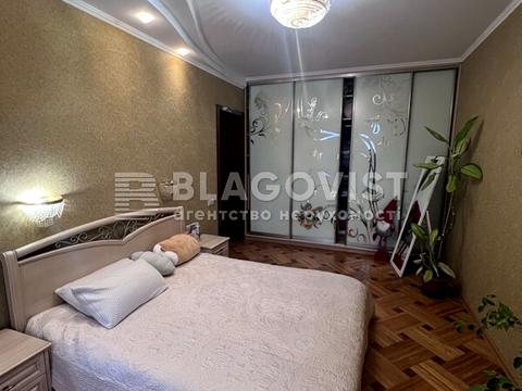 квартира за адресою Зоологічна вул., 4