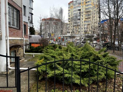 квартира за адресою Зодчих вул., 34