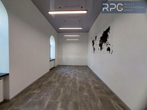 коммерческая по адресу Владимирская ул., 4