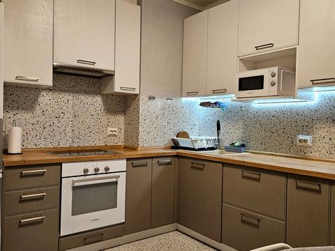 квартира за адресою Ревуцького вул., 54