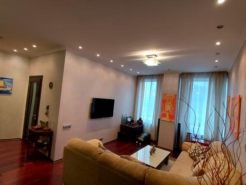 квартира за адресою Літературна вул., 1а