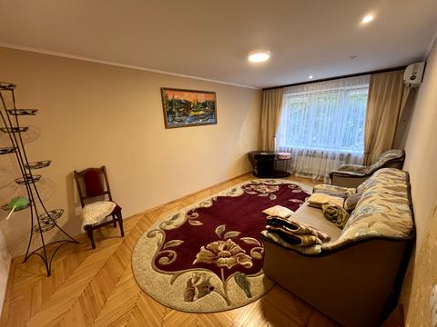 квартира за адресою Академіка Корольова вул., 13