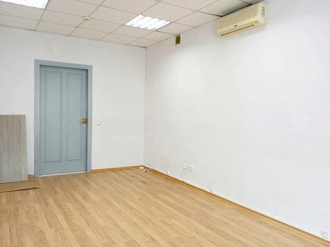 комерційна за адресою Січових Стрільців вул., 19