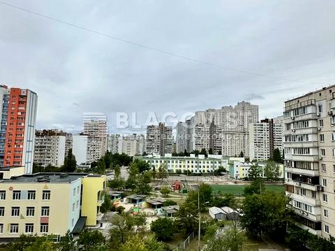 квартира по адресу Ларисы Руденко ул., 6