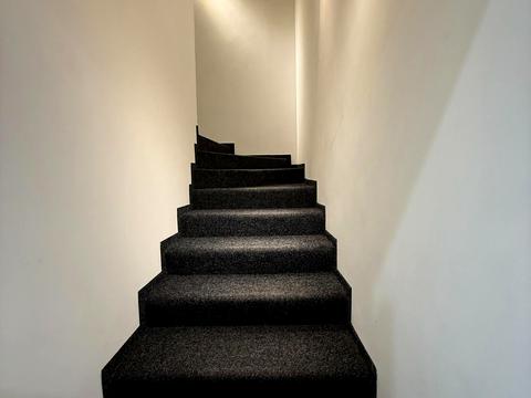 комерційна за адресою Воздвиженська вул., 18