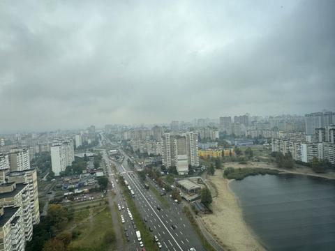 квартира за адресою Ревуцького вул., 9