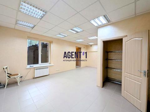 коммерческая по адресу Соборна вул, 10А