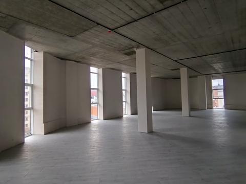 комерційна за адресою Проскурівського підпілля вул., 61