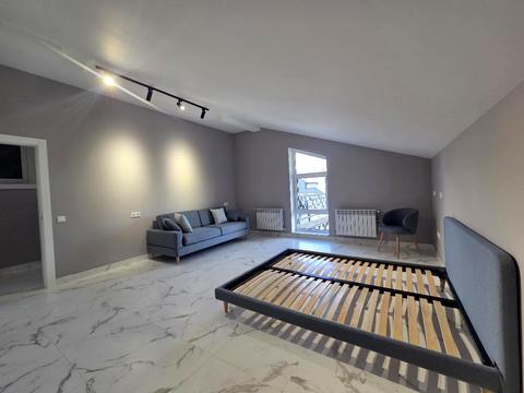 дом по адресу Апрельская ул.