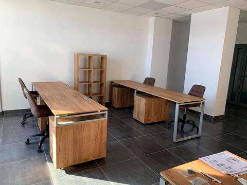 комерційна за адресою В'ячеслава Липинського вул. (), 36