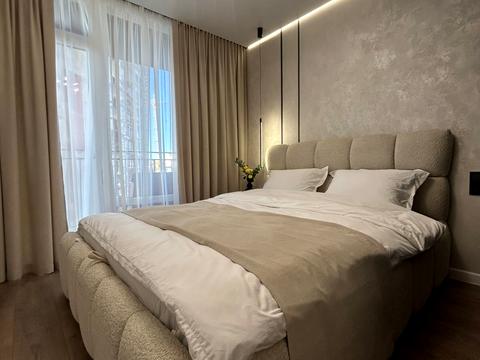 квартира по адресу Крайковского ул., 1