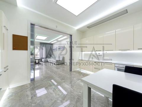 будинок за адресою Сунична вул.