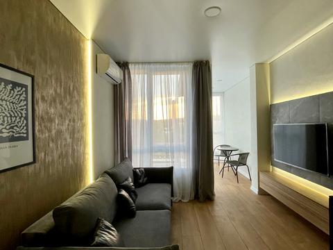 квартира за адресою Космічна вул., 5