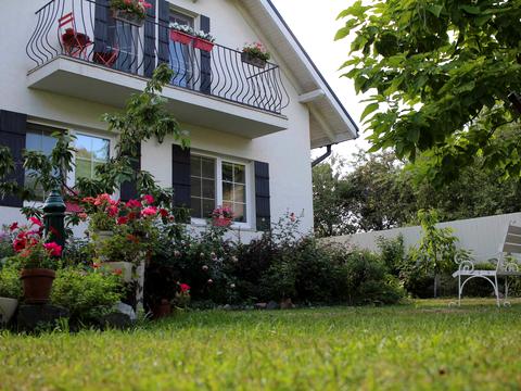 будинок за адресою Богатирська вул., 42