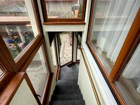 будинок за адресою Центральна