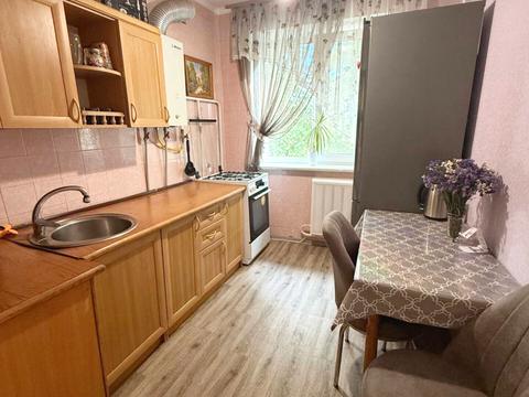 квартира за адресою Космонавтів просп., 43