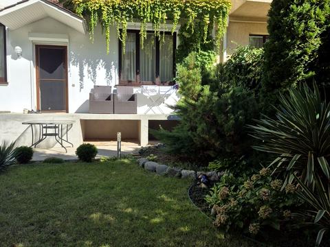 будинок за адресою Педагогічна вул., 25