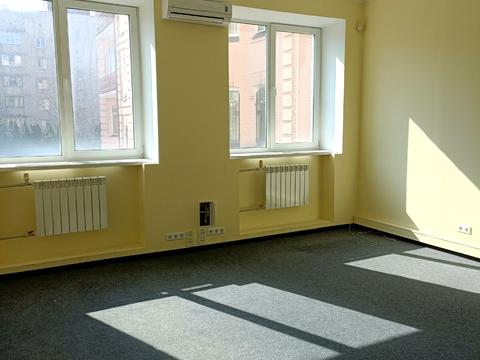 коммерческая по адресу Бехтеревский пер., 4-В