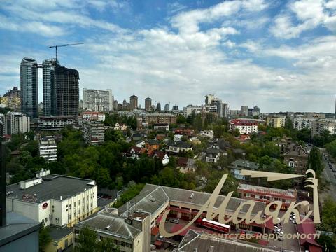 квартира за адресою Джона Маккейна вул. (Івана Кудрі), 7