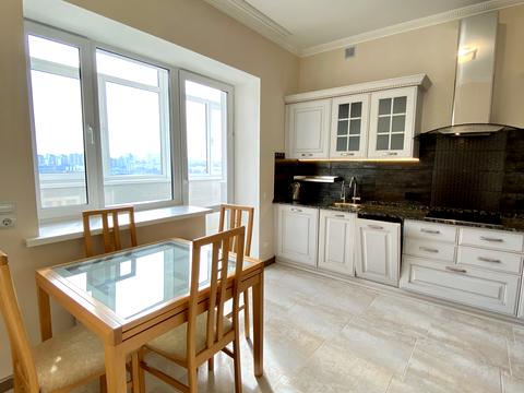 квартира за адресою В'ячеслава Чорновола вул., 25