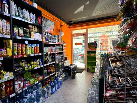 комерційна за адресою Героїв УПА вул., 73