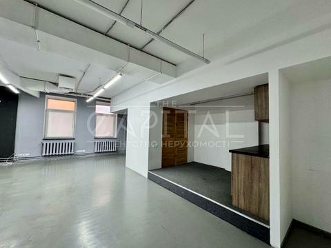 комерційна за адресою Лесі Українки бульв., 23б