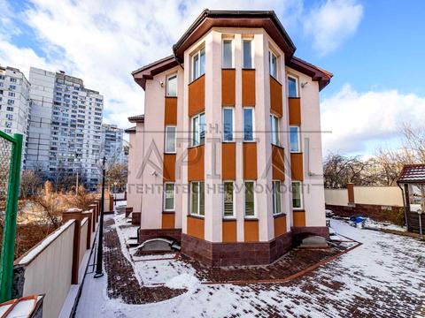коммерческая по адресу Полевая ул., 33