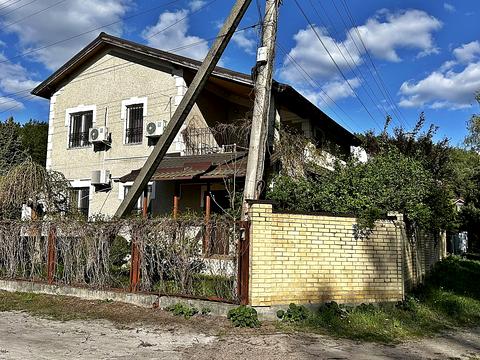 дом по адресу Центральна