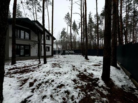 будинок за адресою Весняна вул. (Першотравнева)
