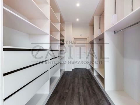 будинок за адресою Вишнева вул.