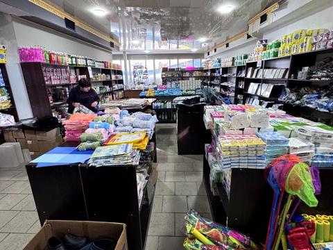 комерційна за адресою Покровська вул., 63