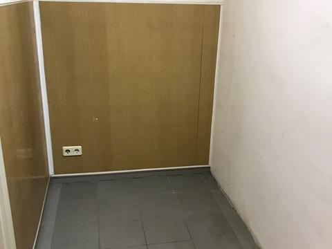 комерційна за адресою Раїси Окіпної вул., 4